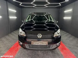Negru Utilizat 2012 VW Touran Match Monovolum | 6.950 EUR (Preț OK)