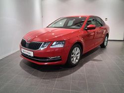 Rosu mediu normal Utilizat 2018 Skoda Octavia Style | 15.500 EUR (Preț bun)