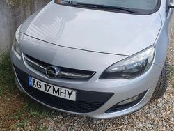 Culoareargint Utilizat 2015 Opel Astra Design Edition Break | 5.700 EUR (Preț OK)
