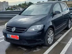 Negru Utilizat 2005 VW Golf Plus Monovolum | 3.050 EUR