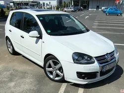 Alb Utilizat 2008 VW Golf V Berlinǎ | 3.500 EUR (Preț OK)