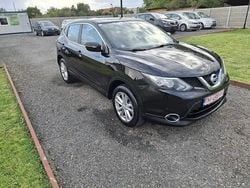 Culoarenegru Utilizat 2014 Nissan Qashqai Acenta SUV | 7.500 EUR (Preț bun)