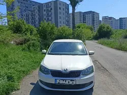 Utilizat 2015 Skoda Fabia Hatchback | 5.300 EUR (Scump)