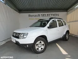 Alb Utilizat 2014 Dacia Duster Lauréate SUV | 6.499 EUR (Preț OK)