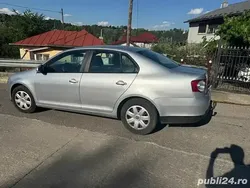 Utilizat 2007 VW Jetta Berlinǎ | 4.000 EUR