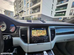 Culoaremaro Utilizat 2014 Porsche Macan SUV | 25.000 EUR (Scump)