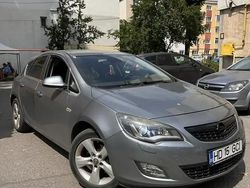 Gri Utilizat 2010 Opel Astra Hatchback | 3.500 EUR (Preț OK)