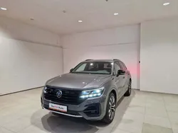 Gri Utilizat 2020 VW Touareg R-line SUV | 57.250 EUR