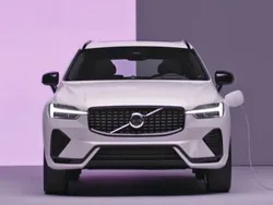 Alb Utilizat 2022 Volvo XC60 SUV | 46.300 EUR