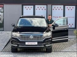 Culoarenegru Utilizat 2018 VW Touareg Elegance SUV | 39.991 EUR (Scump)