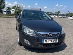 Culoarenegru Utilizat 2012 Opel Astra Edition | 4.300 EUR (Preț OK)
