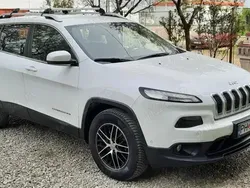 Alb Utilizat 2015 Jeep Cherokee Longitude SUV | 15.800 EUR