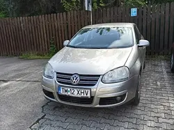 Utilizat 2009 VW Jetta Hatchback | 2.600 EUR