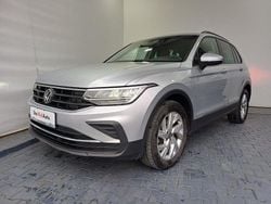 Gri mediumetalic Utilizat 2023 VW Tiguan Life SUV | 26.450 EUR (Preț bun)