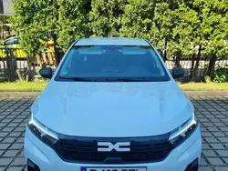 Culoarealb Utilizat 2024 Dacia Sandero Hatchback | 11.500 EUR (Preț bun)