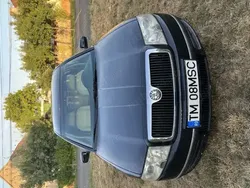Utilizat 2005 Skoda Superb Berlinǎ | 2.200 EUR