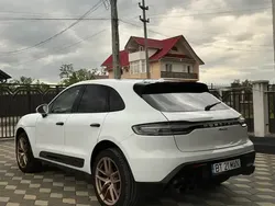 Alb Utilizat 2024 Porsche Macan SUV | 75.000 EUR