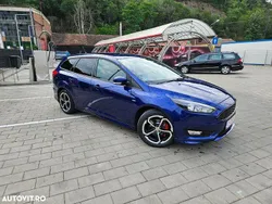 Albastru Utilizat 2017 Ford Focus ST-Line Break | 9.490 EUR (Preț bun)