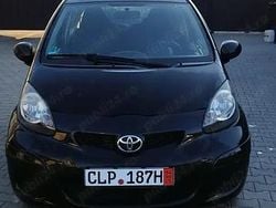 Negru Utilizat 2009 Toyota Aygo Hatchback | 2.800 EUR