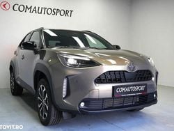 Culoaremaro Utilizat 2024 Toyota Yaris Hybrid SUV | 30.976 EUR