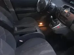 Utilizat 2006 Renault Grand Scénic II Monovolum | 990 EUR