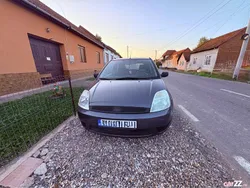 Gri Utilizat 2003 Ford Fiesta Hatchback | 1.200 EUR (Preț OK)