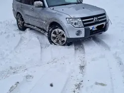 Argintiu Utilizat 2009 Mitsubishi Pajero SUV | 7.500 EUR