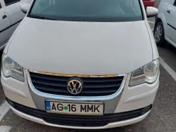 Utilizat 2010 VW Touran Monovolum | 3.200 EUR