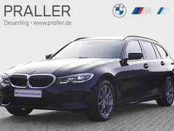 Utilizat 2022 BMW 330 Sport Line Break | 36.444 EUR (Super Preț)