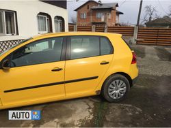 Galben Utilizat 2006 VW Golf V Hatchback | 3.400 EUR (Preț OK)