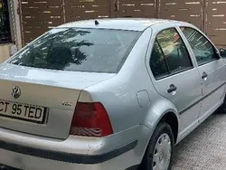 Utilizat 2005 VW Bora Berlinǎ | 2.600 EUR (Preț OK)
