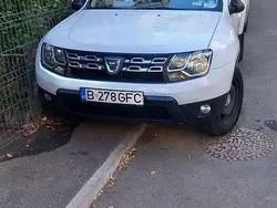 Culoarealb Utilizat 2015 Dacia Duster Lauréate SUV | 7.600 EUR (Preț bun)
