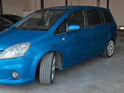 Albastru Utilizat 2008 Opel Zafira OPC Monovolum | 4.500 EUR