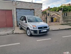 Utilizat 2009 Ford Fusion Berlinǎ | 3.650 EUR