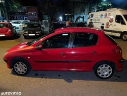 Culoarerosu Utilizat 2008 Peugeot 206 | 1.000 EUR (Super Preț)