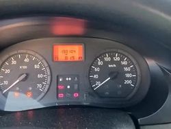 Utilizat 2006 Dacia Logan Berlinǎ | 5.000 EUR