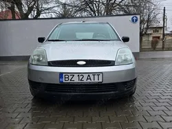 Gri Utilizat 2003 Ford Fiesta Hatchback | 1.390 EUR (Preț OK)
