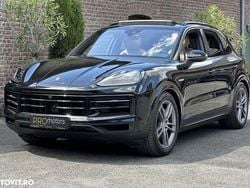 Culoarenegru Utilizat 2023 Porsche Cayenne SUV | 102.990 EUR