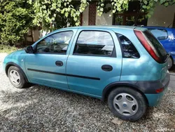 Verde Utilizat 2003 Opel Corsa Hatchback | 3.500 EUR