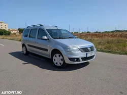Gri Utilizat 2011 Dacia Logan MCV Lauréate Monovolum | 3.900 EUR (Puțin scump)