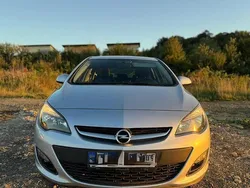 Culoaregri Utilizat 2015 Opel Astra Hatchback | 6.490 EUR (Preț OK)