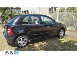 Negru Utilizat 2000 Skoda Fabia Hatchback | 1.850 EUR (Scump)