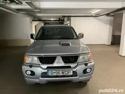 Argintiu Utilizat 2004 Mitsubishi Pajero SUV | 10.500 EUR