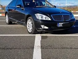 Negru Utilizat 2007 Mercedes S320 Berlinǎ | 10.900 EUR