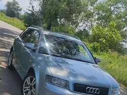 Albastru Utilizat 2004 Audi A4 S-Line Break | 2.290 EUR (Preț OK)