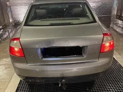 Utilizat 2002 Audi A4 Berlinǎ | 1.000 EUR (Super Preț)