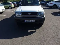 Alb Utilizat 2006 Toyota HiLux Pickup | 10.000 EUR