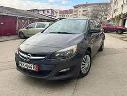 Gri Utilizat 2015 Opel Astra Break | 4.400 EUR (Preț bun)