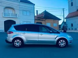 Utilizat 2010 Ford S-MAX S Monovolum | 4.500 EUR (Puțin scump)