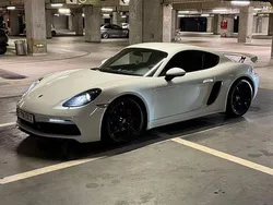 Culoarealb Utilizat 2020 Porsche 718 Cayman Coupe | 75.000 EUR